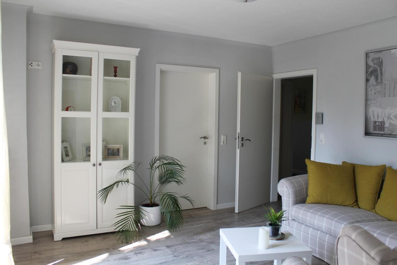 Ferienwohnung Ades Haus - wenn's gemütlich sein darf! Überherrn Exterior foto