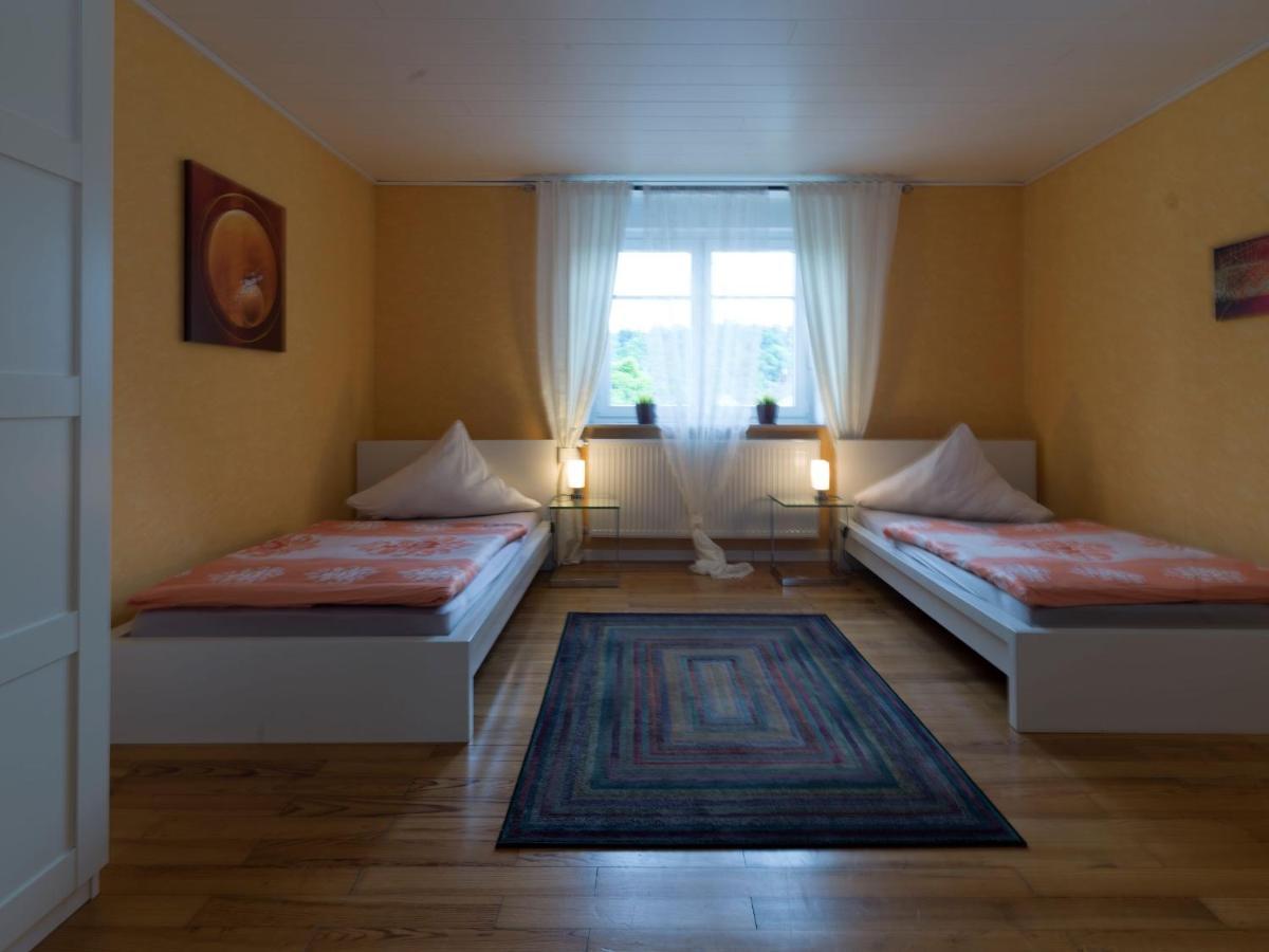 Ferienwohnung Ades Haus - wenn's gemütlich sein darf! Überherrn Exterior foto